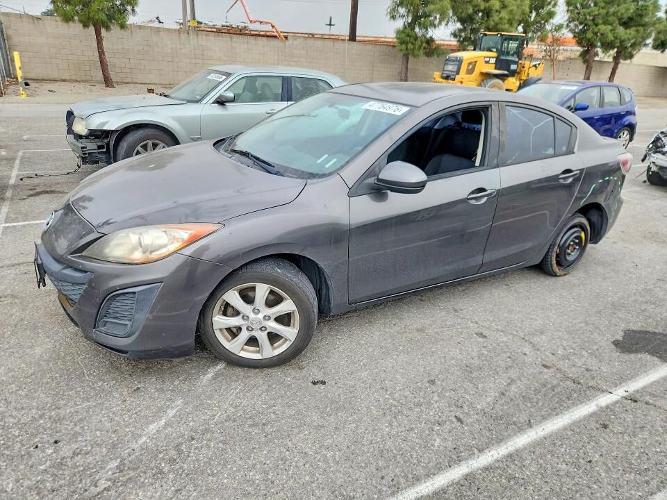 2011 MAZDA Mazda3