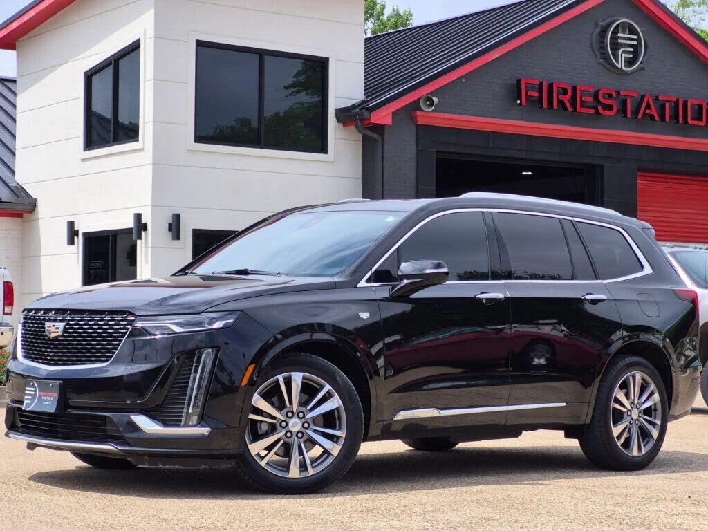 2020 CADILLAC XT6