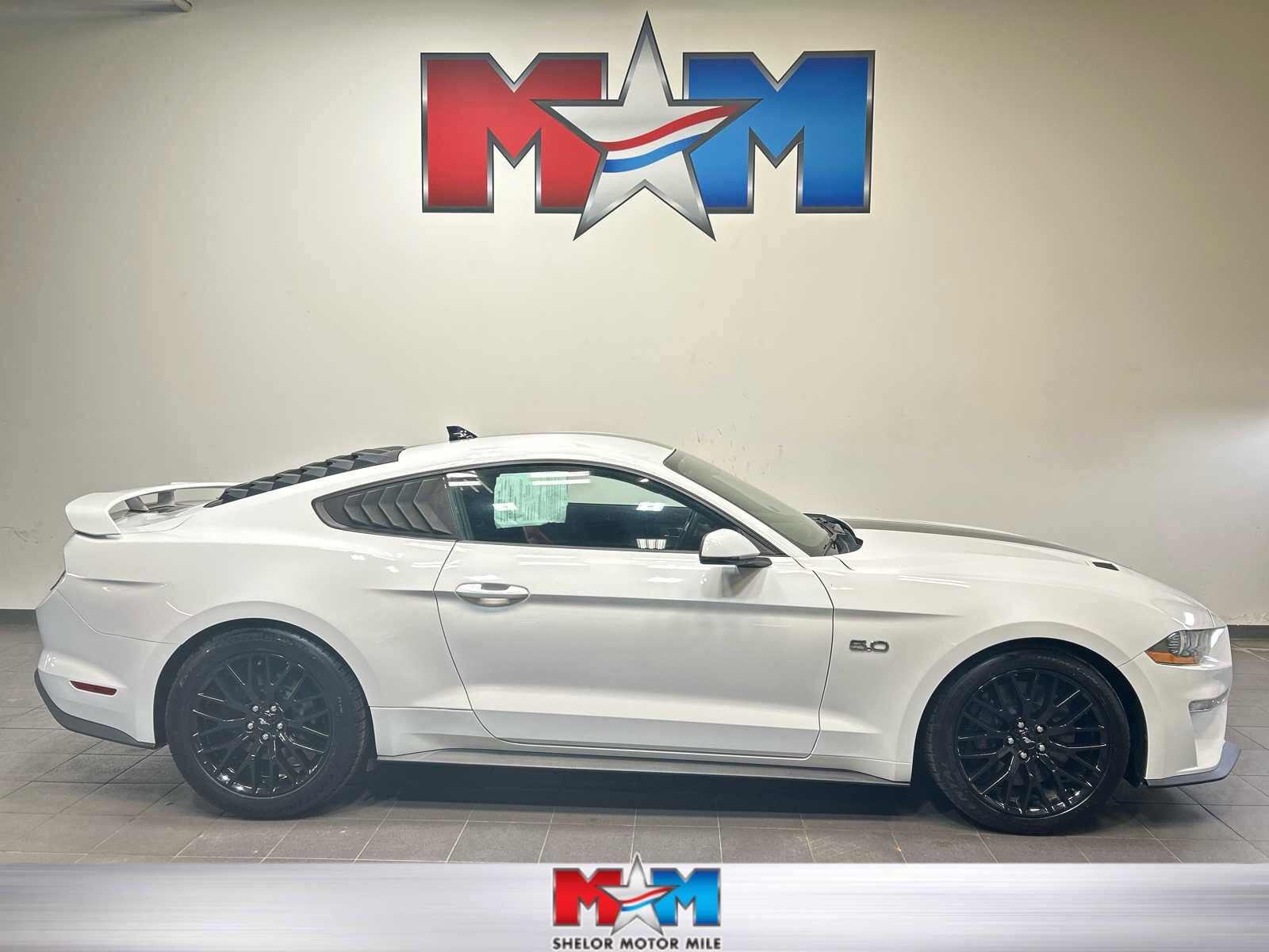 2022 FORD Mustang