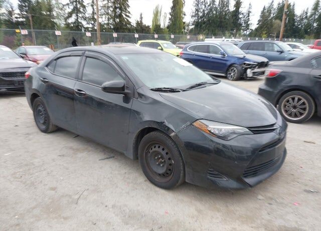 2017 TOYOTA Corolla