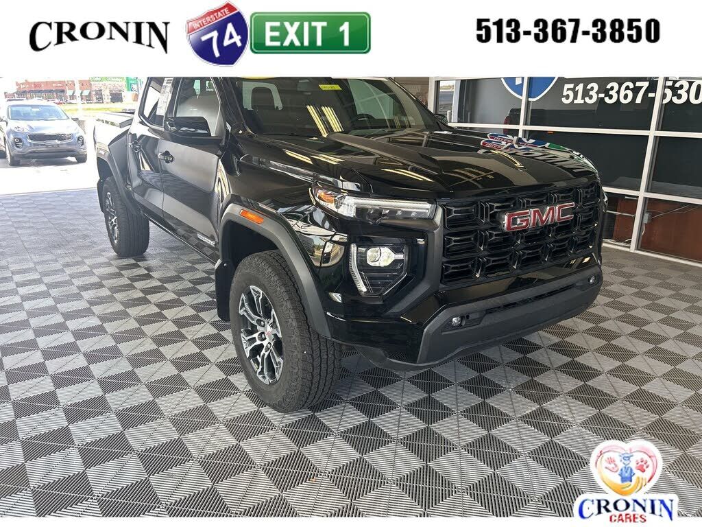 2024 GMC Canyon