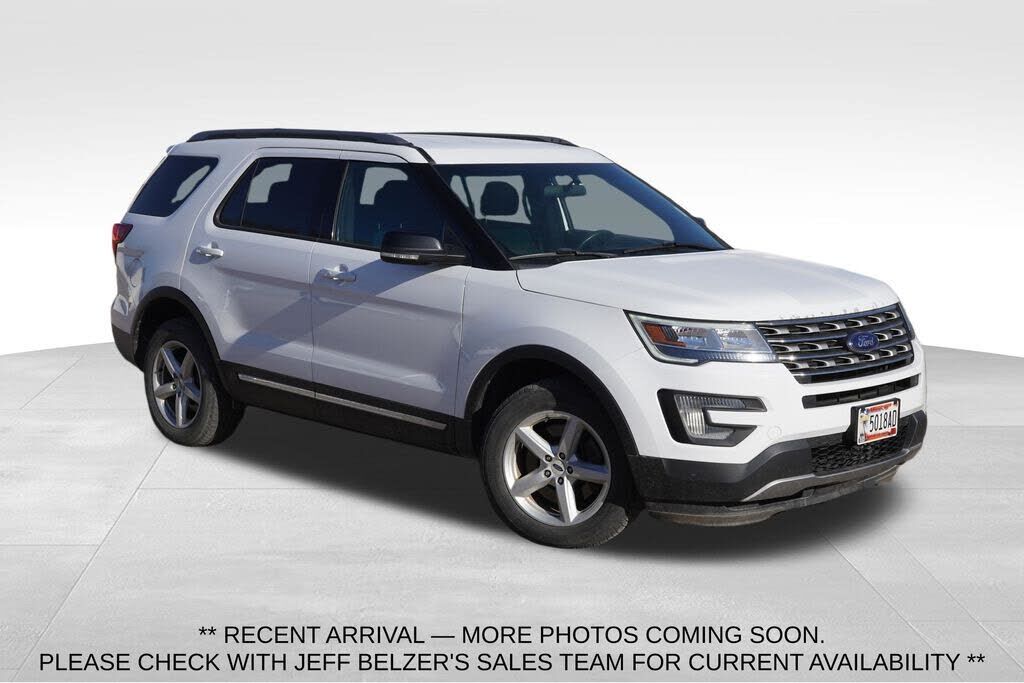 2017 FORD Explorer