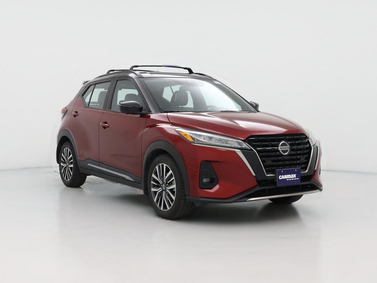 2021 NISSAN Kicks
