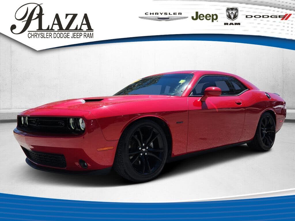2017 DODGE Challenger