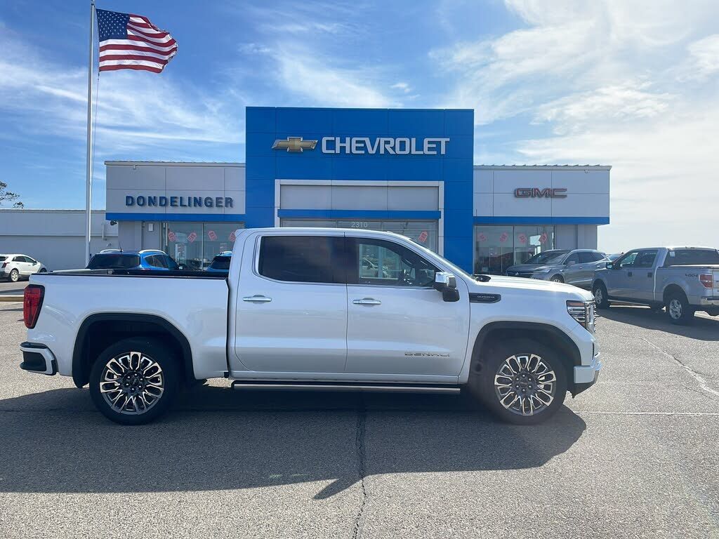 2023 GMC Sierra