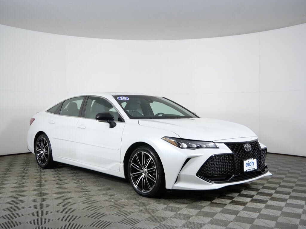 2020 TOYOTA Avalon