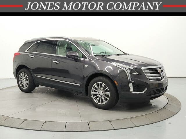2017 CADILLAC XT5