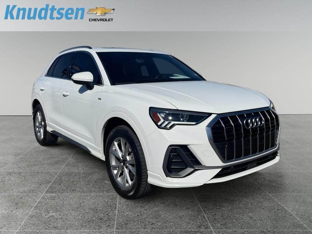 2024 AUDI Q3
