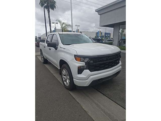 2025 CHEVROLET Silverado
