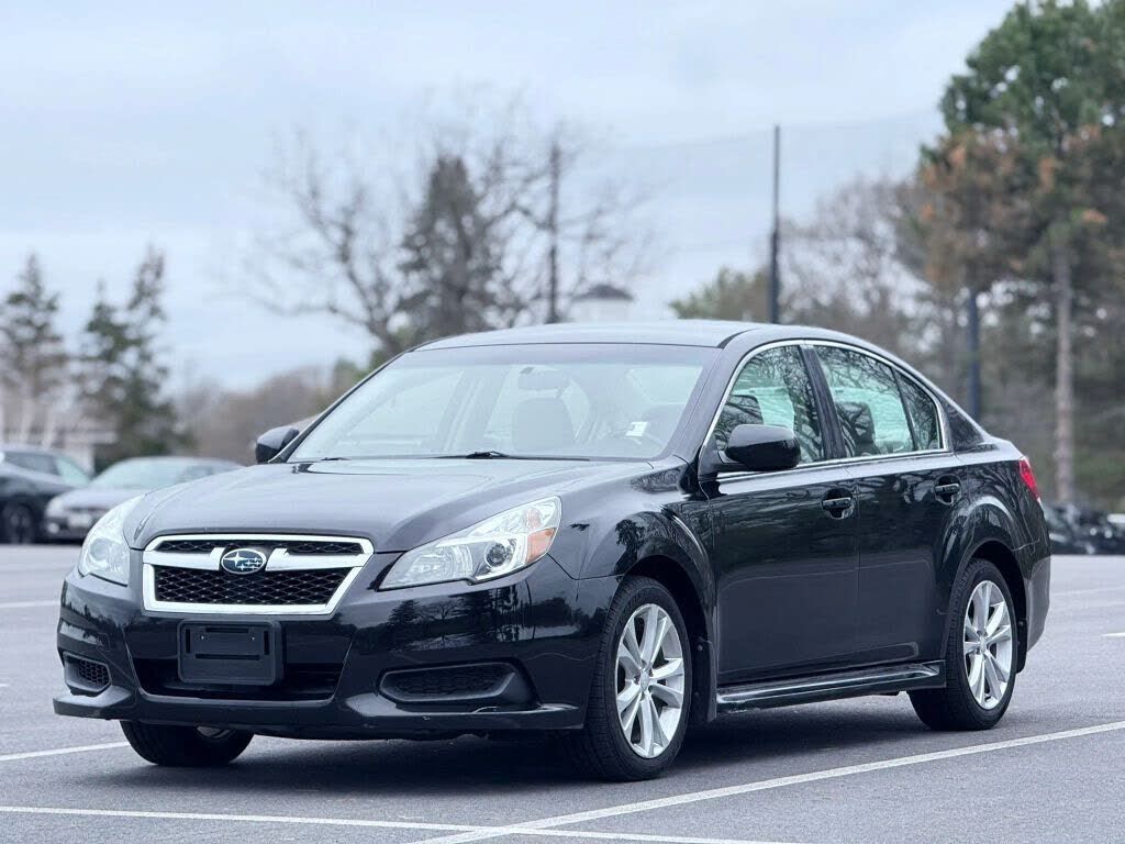 2013 SUBARU Legacy