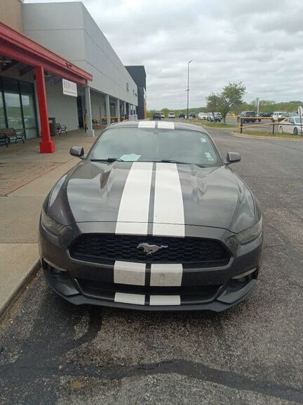 2017 FORD Mustang