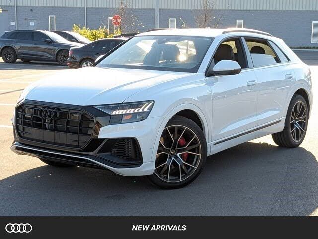 2023 AUDI Q8