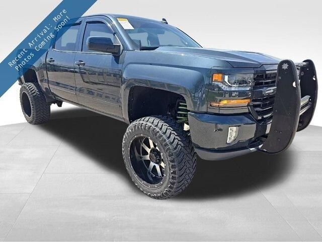 2018 CHEVROLET Silverado