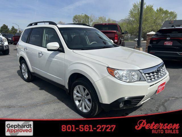 2013 SUBARU Forester