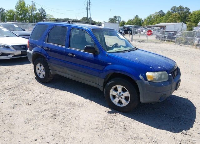 2005 FORD Escape