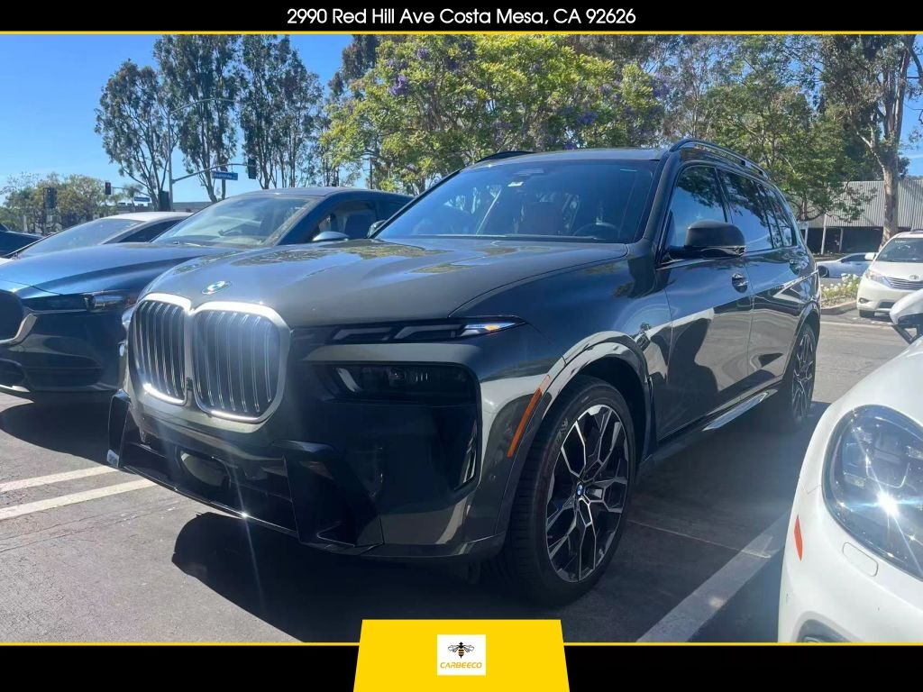 2023 BMW X7