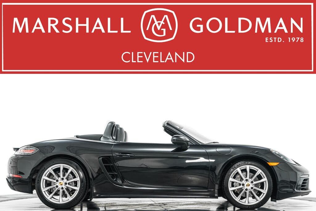 2017 PORSCHE Boxster