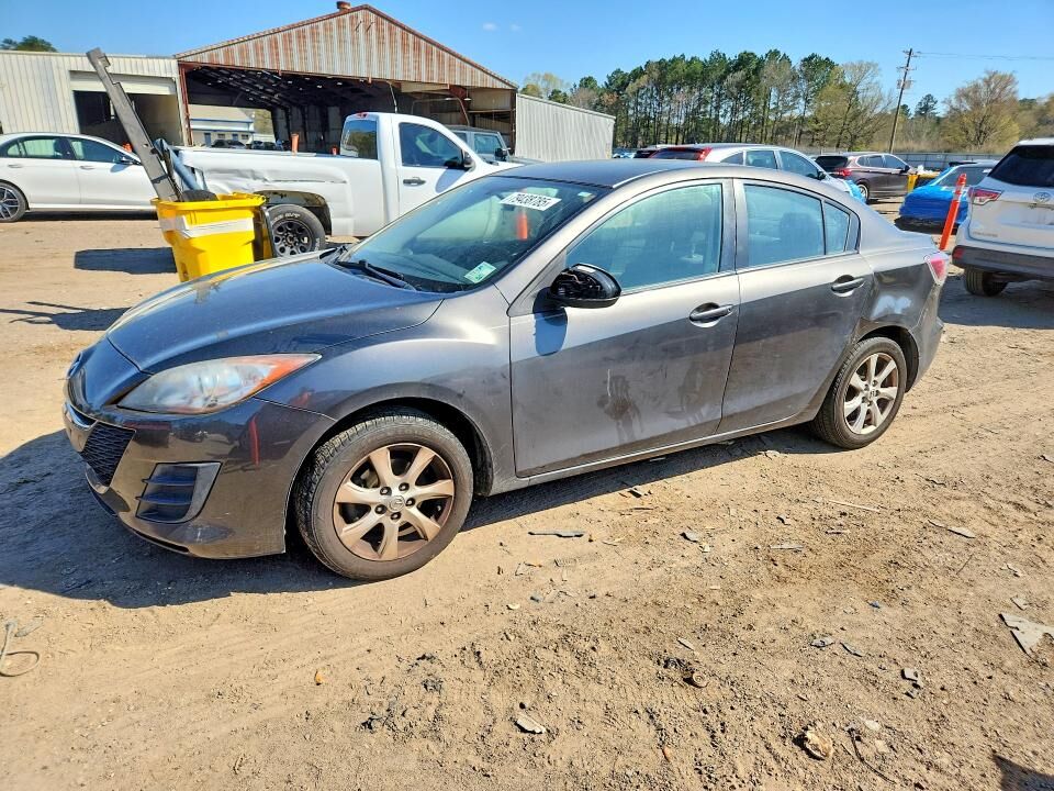 2010 MAZDA Mazda3