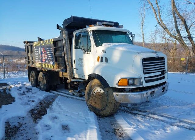1999 STERLING TRUCK L9513