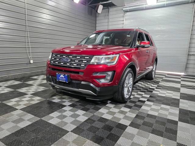 2017 FORD Explorer