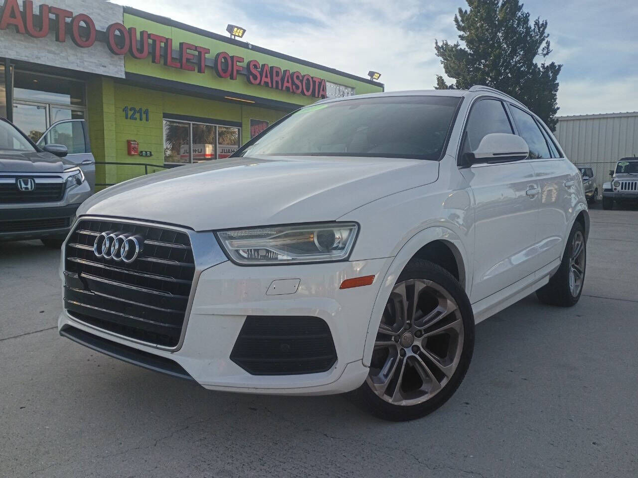 2017 AUDI Q3