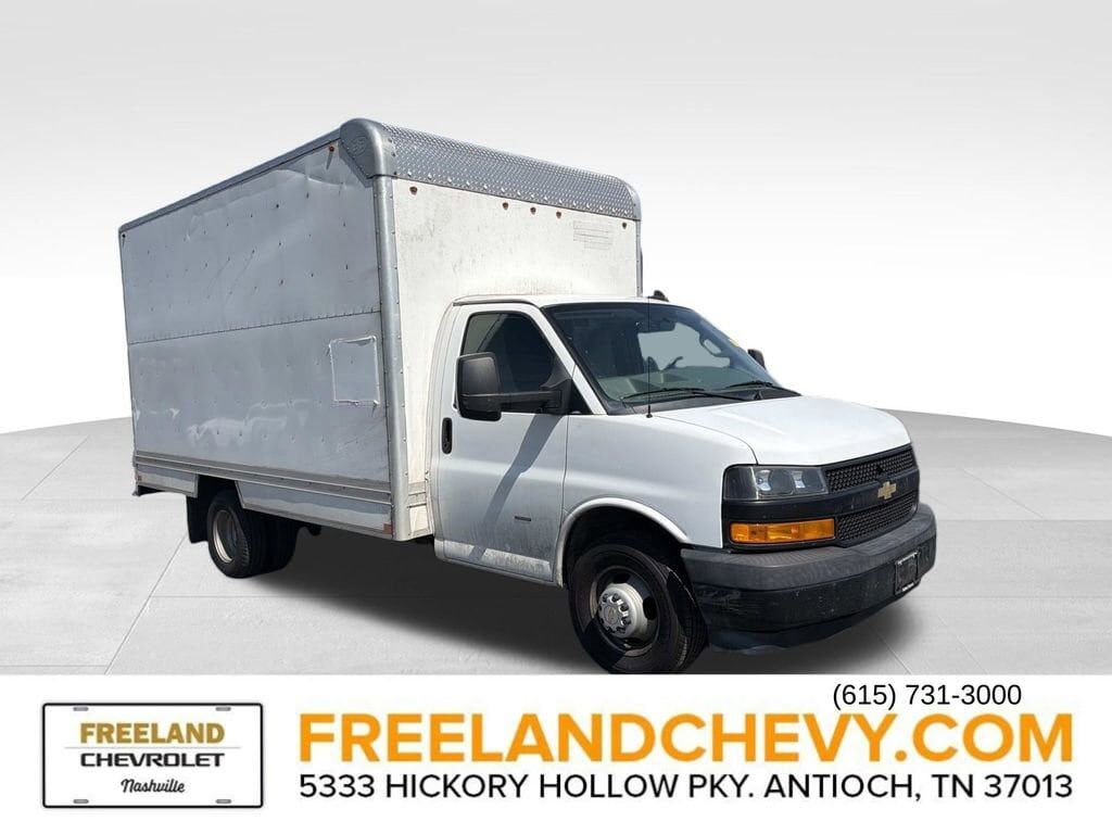 2020 CHEVROLET Express