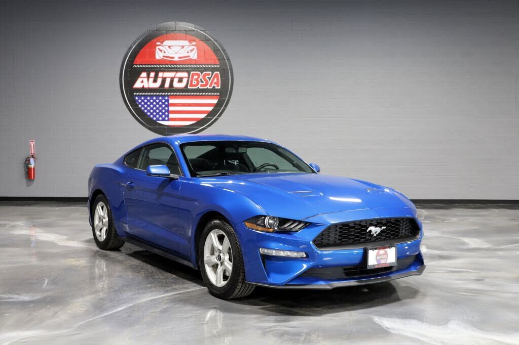 2019 FORD Mustang