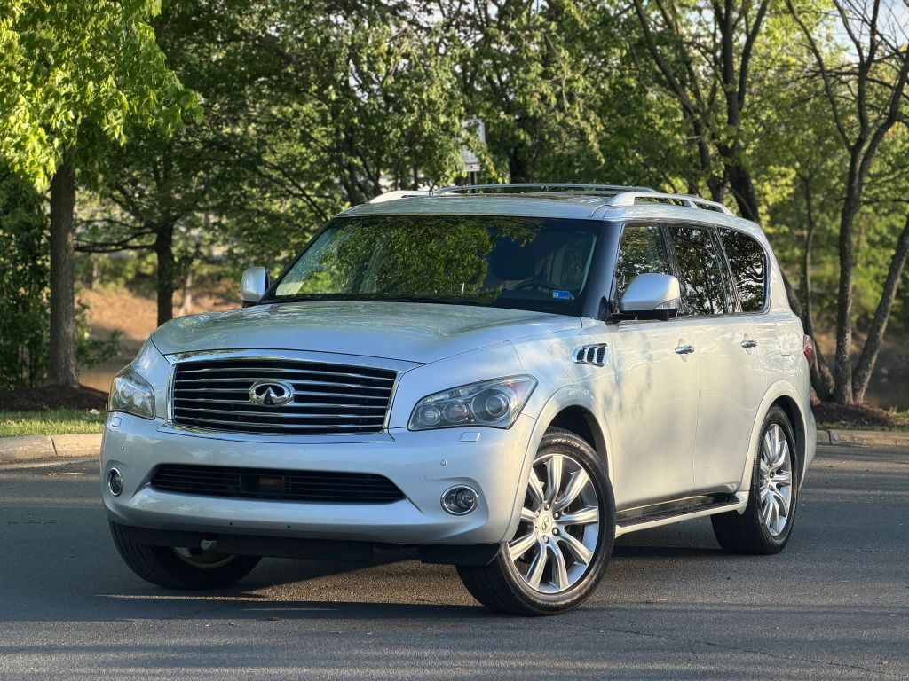 Infiniti QX56