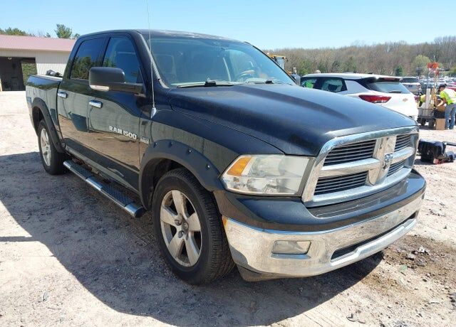 2011 DODGE Ram