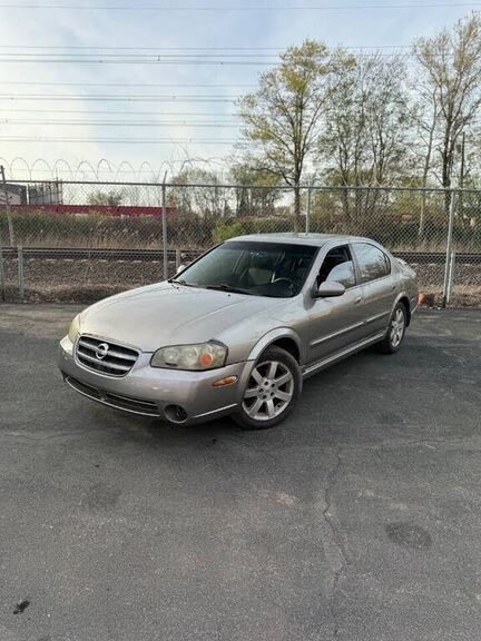 2002 NISSAN Maxima