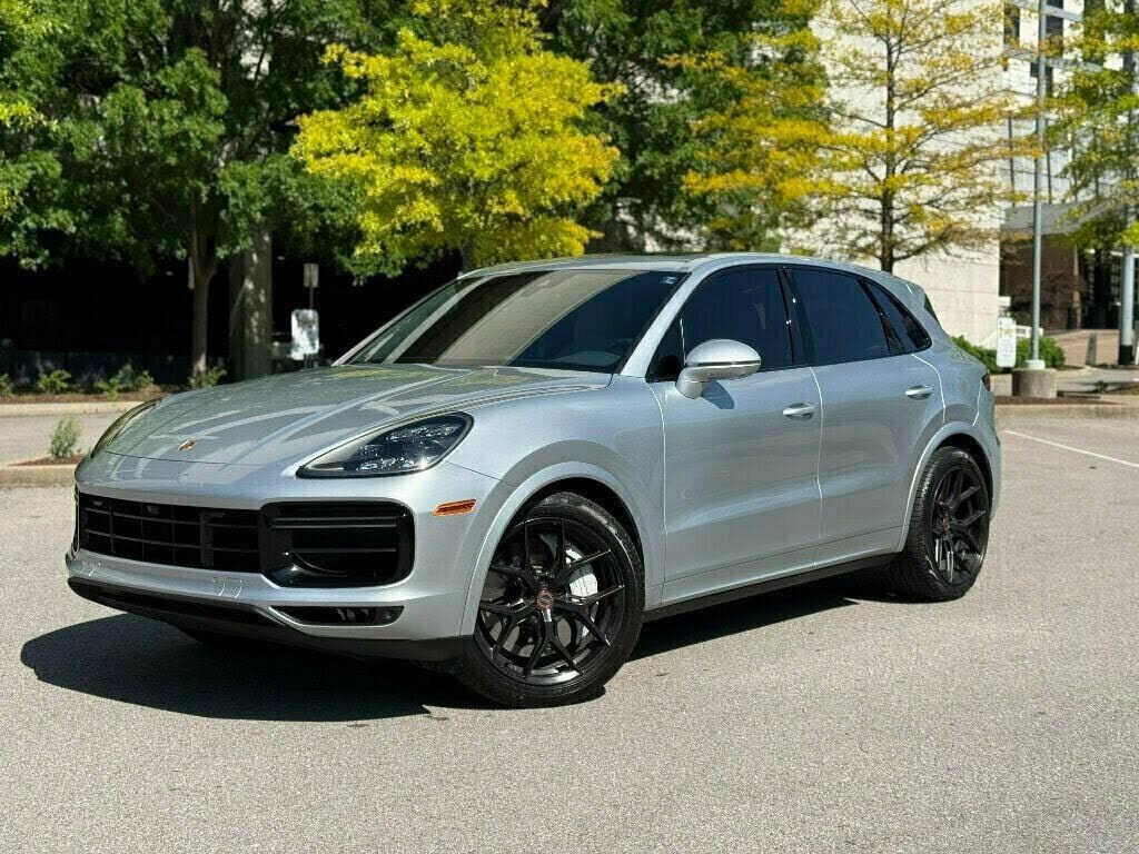 2019 PORSCHE Cayenne