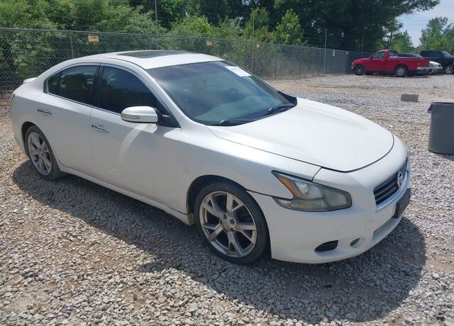 2012 NISSAN Maxima