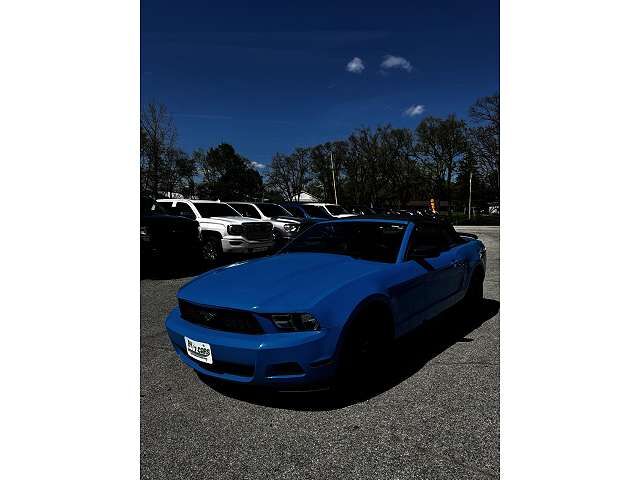 2010 FORD Mustang