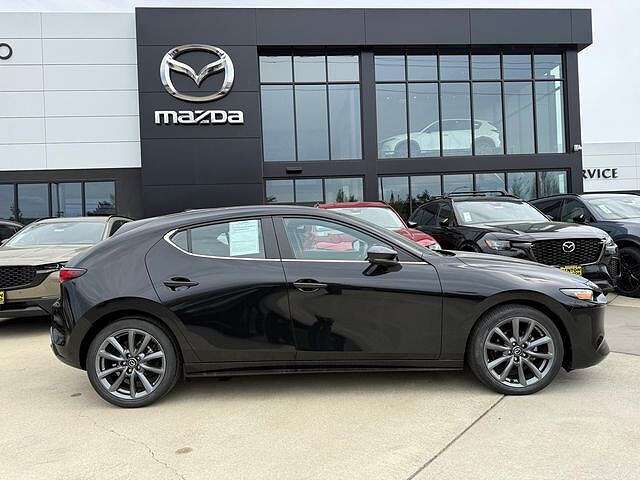 2023 MAZDA Mazda3