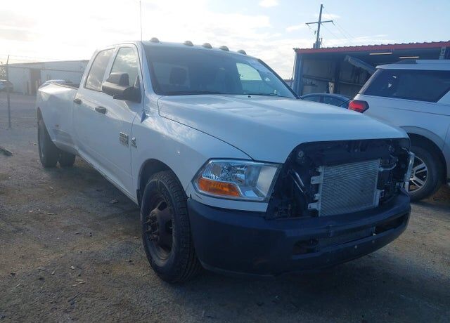 2012 DODGE Ram