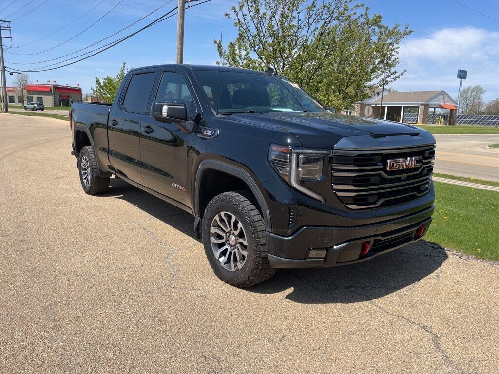 2023 GMC Sierra