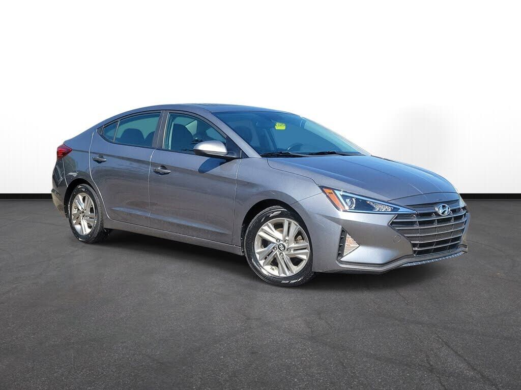 2019 HYUNDAI Elantra