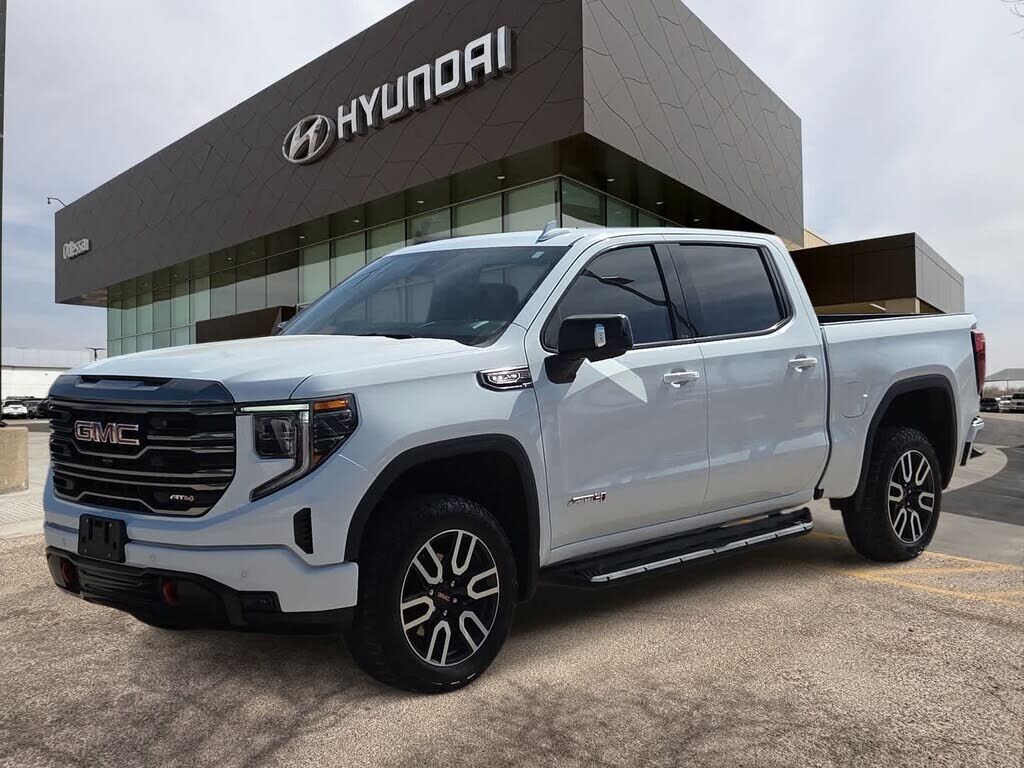 2024 GMC Sierra