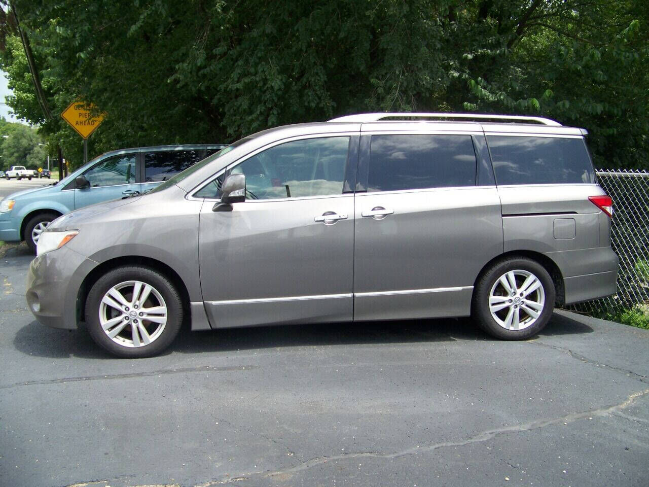2014 NISSAN Quest