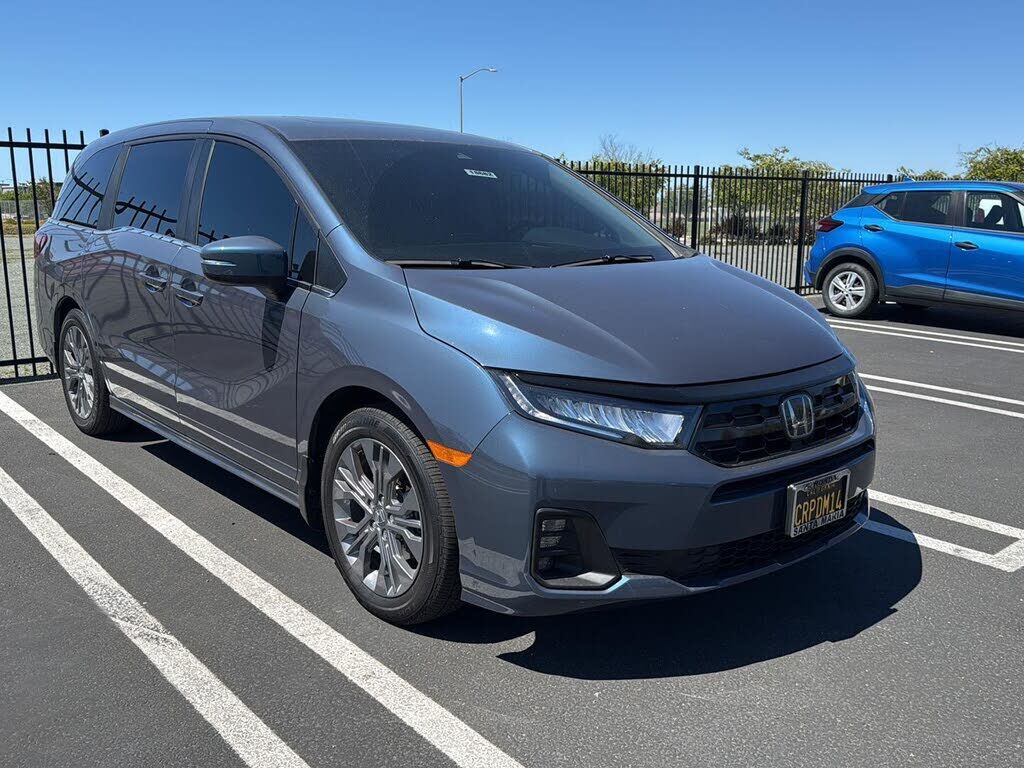 2025 HONDA Odyssey