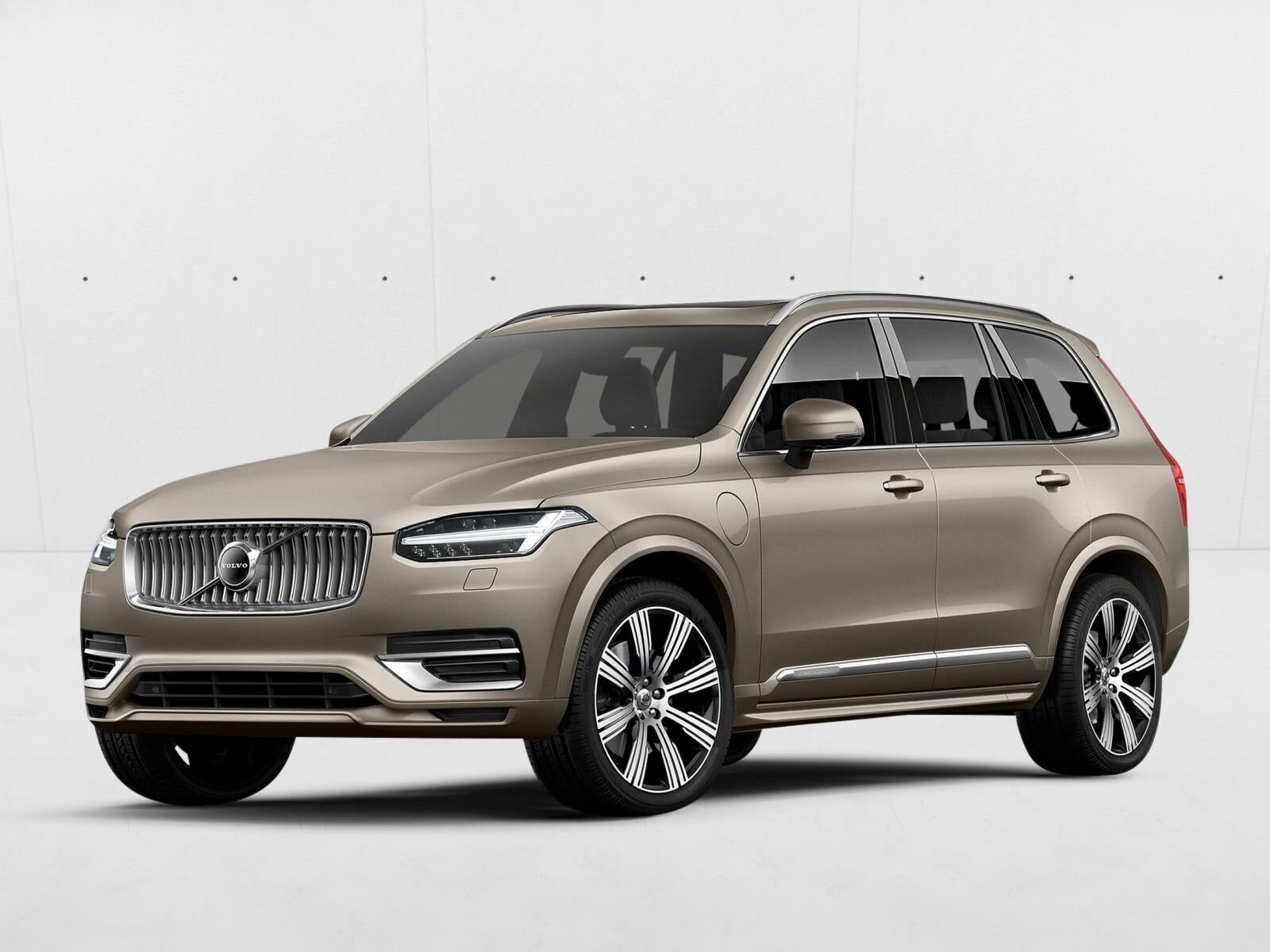 2022 VOLVO XC90