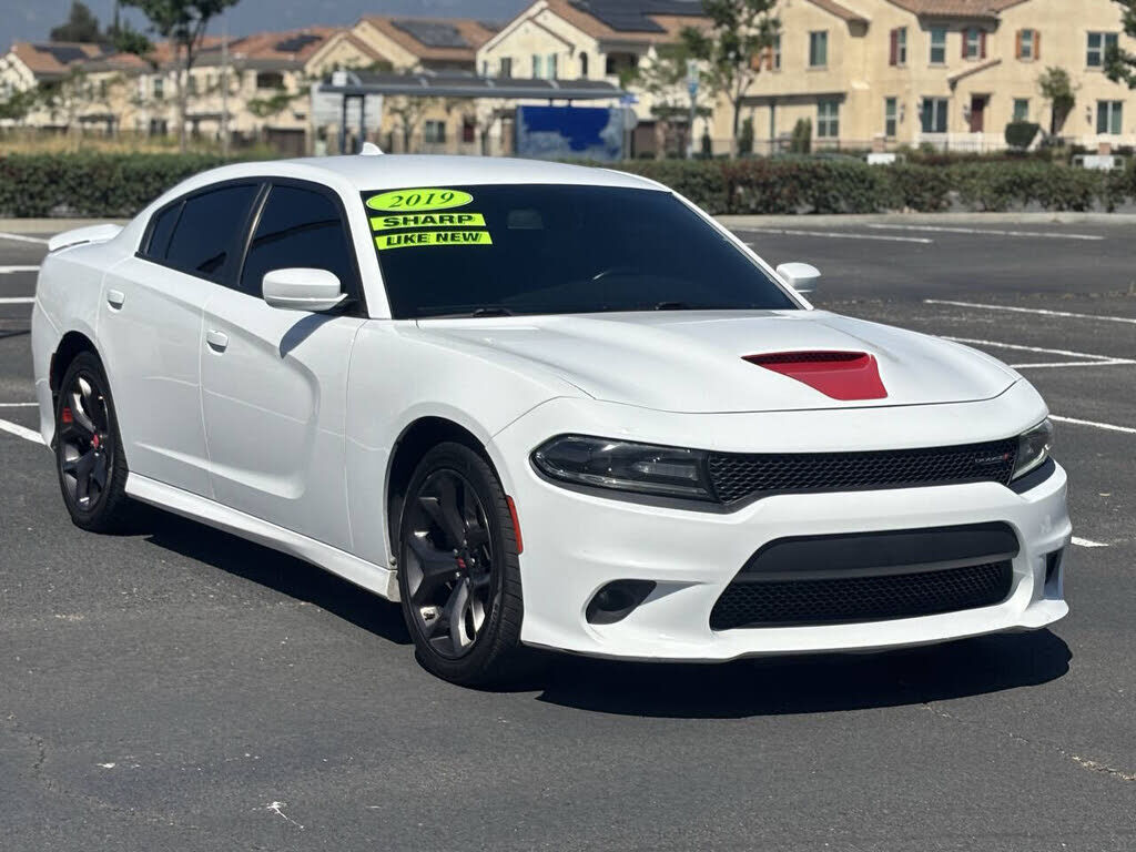 2019 DODGE Charger