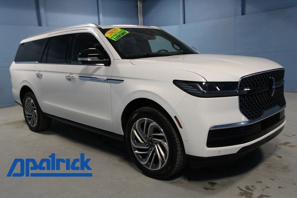 2025 LINCOLN Navigator L
