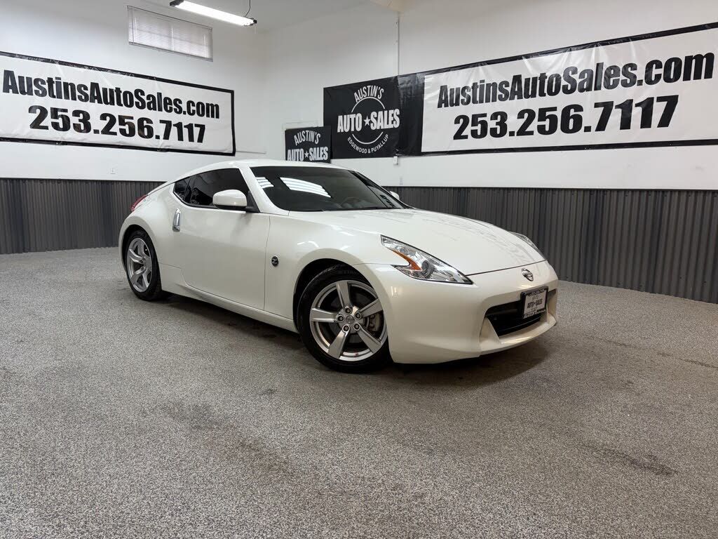 2012 NISSAN 370Z