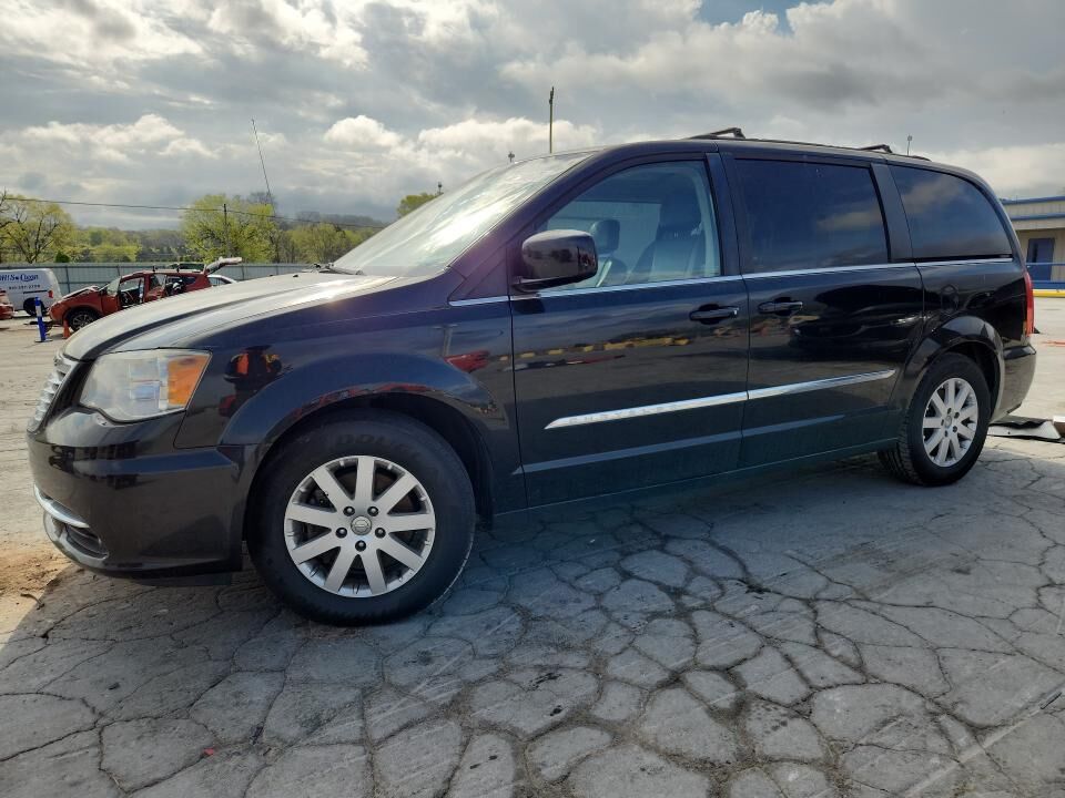2015 CHRYSLER Town and Country