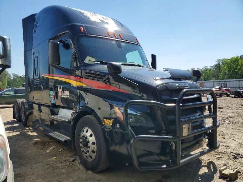 2020 FREIGHTLINER New Cascadia 126" Sleepercab
