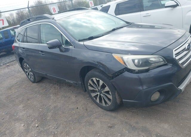 2015 SUBARU Outback