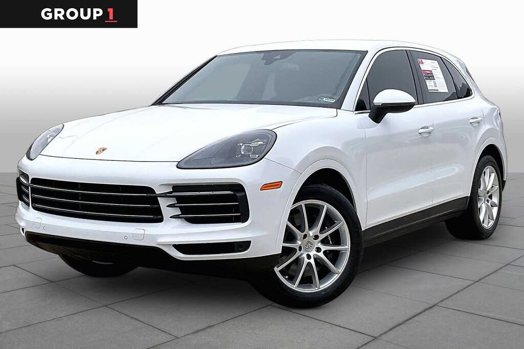 2023 PORSCHE Cayenne