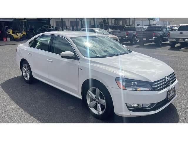 2015 VOLKSWAGEN Passat