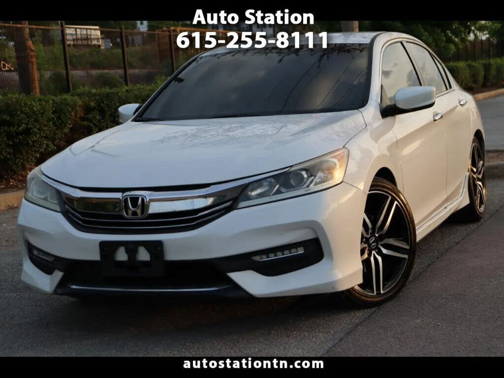 2017 HONDA Accord
